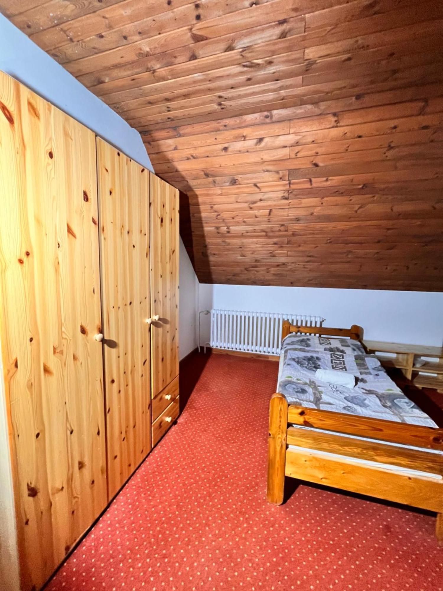 Hotel Vila Morava Liptovský Mikuláš Esterno foto