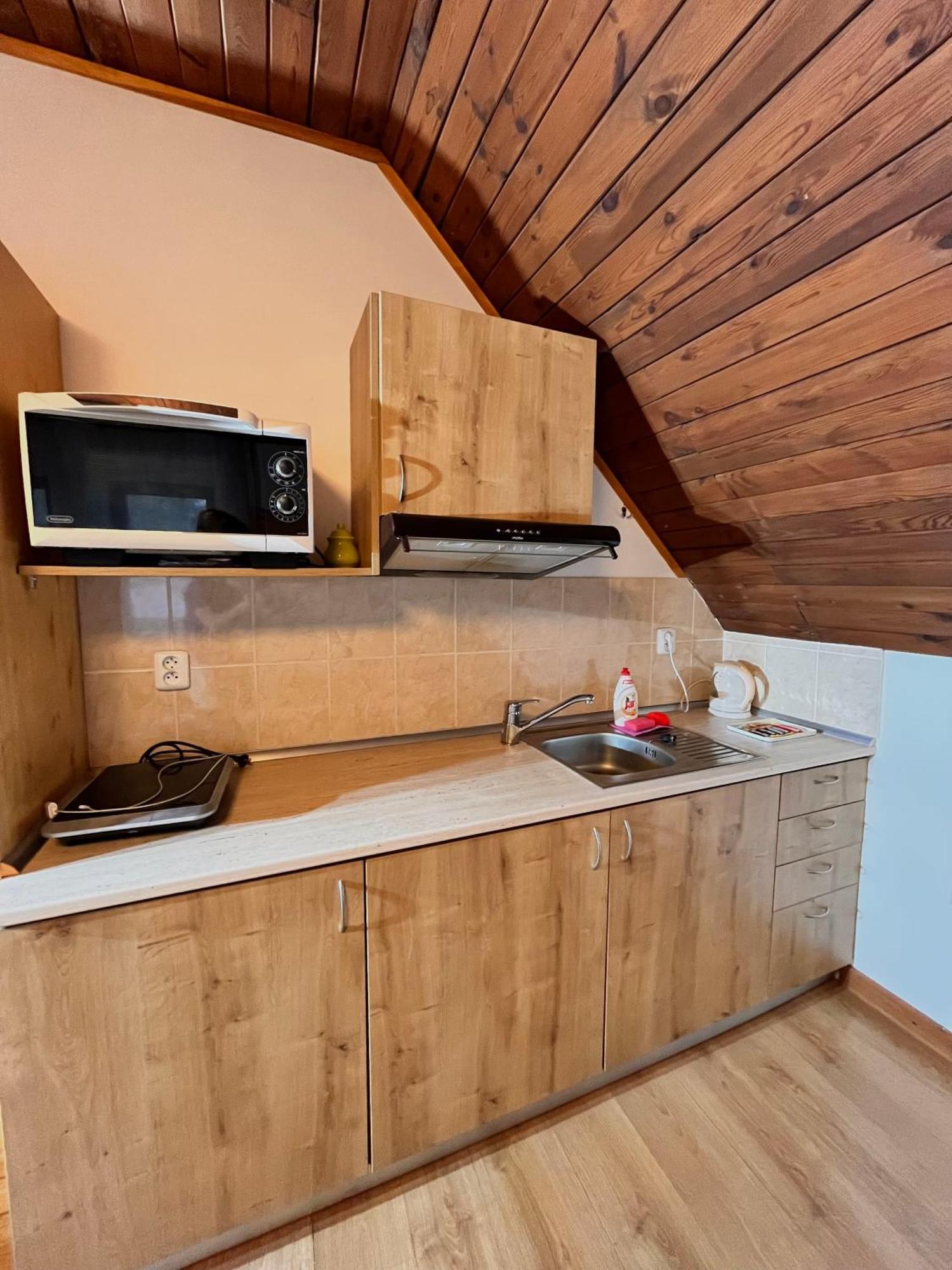 Hotel Vila Morava Liptovský Mikuláš Esterno foto