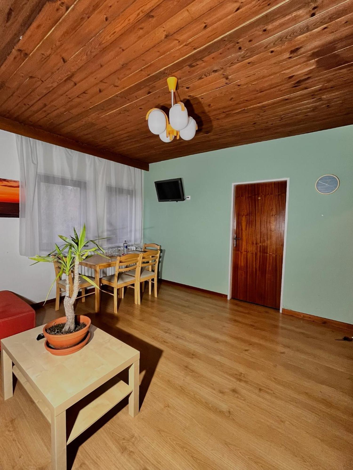 Hotel Vila Morava Liptovský Mikuláš Esterno foto