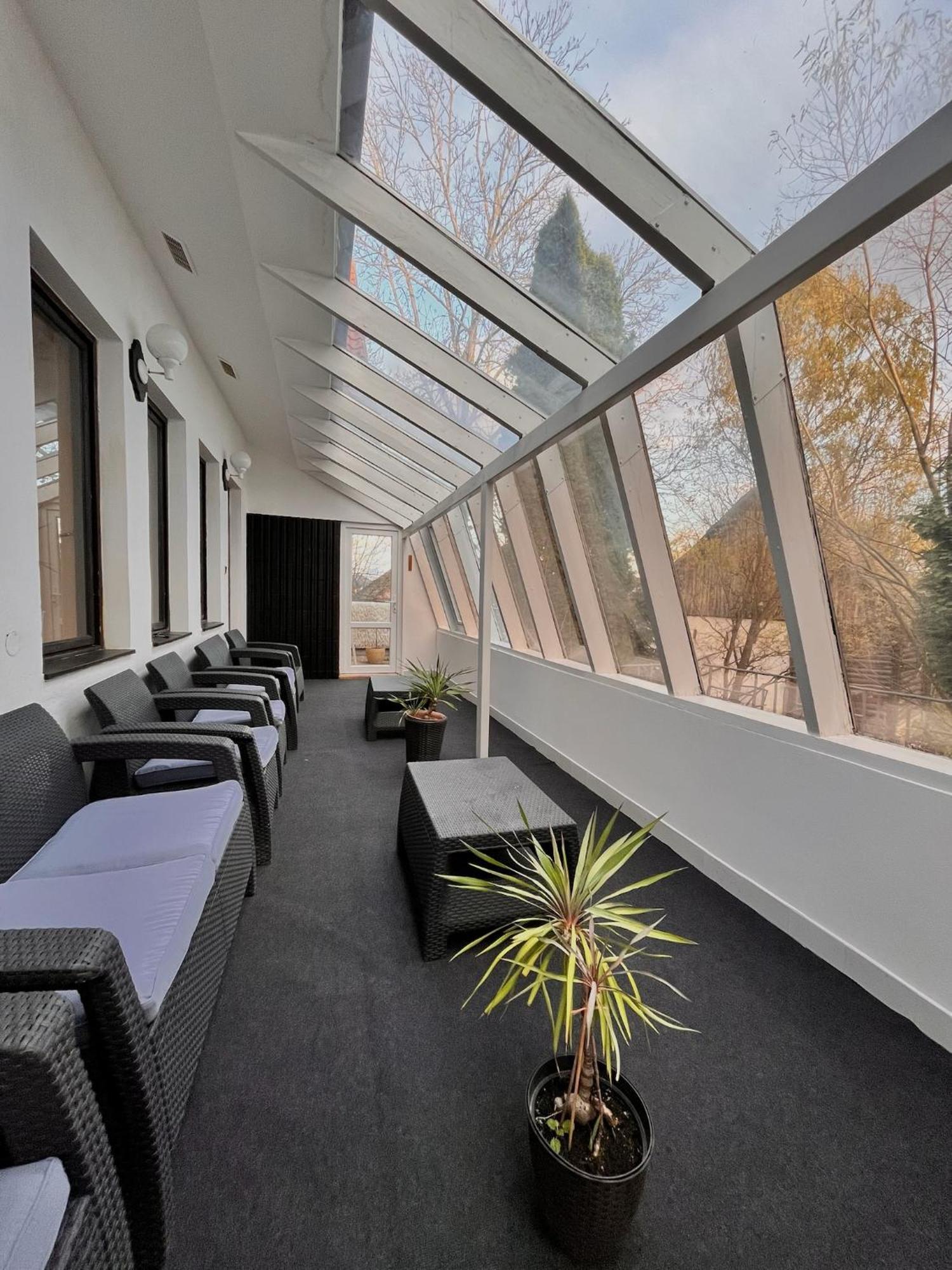 Hotel Vila Morava Liptovský Mikuláš Esterno foto